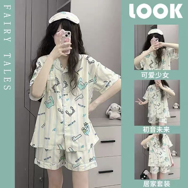Cartoon Japanese-Style Hatsune - Summer Clothing Gifts 评论和价格