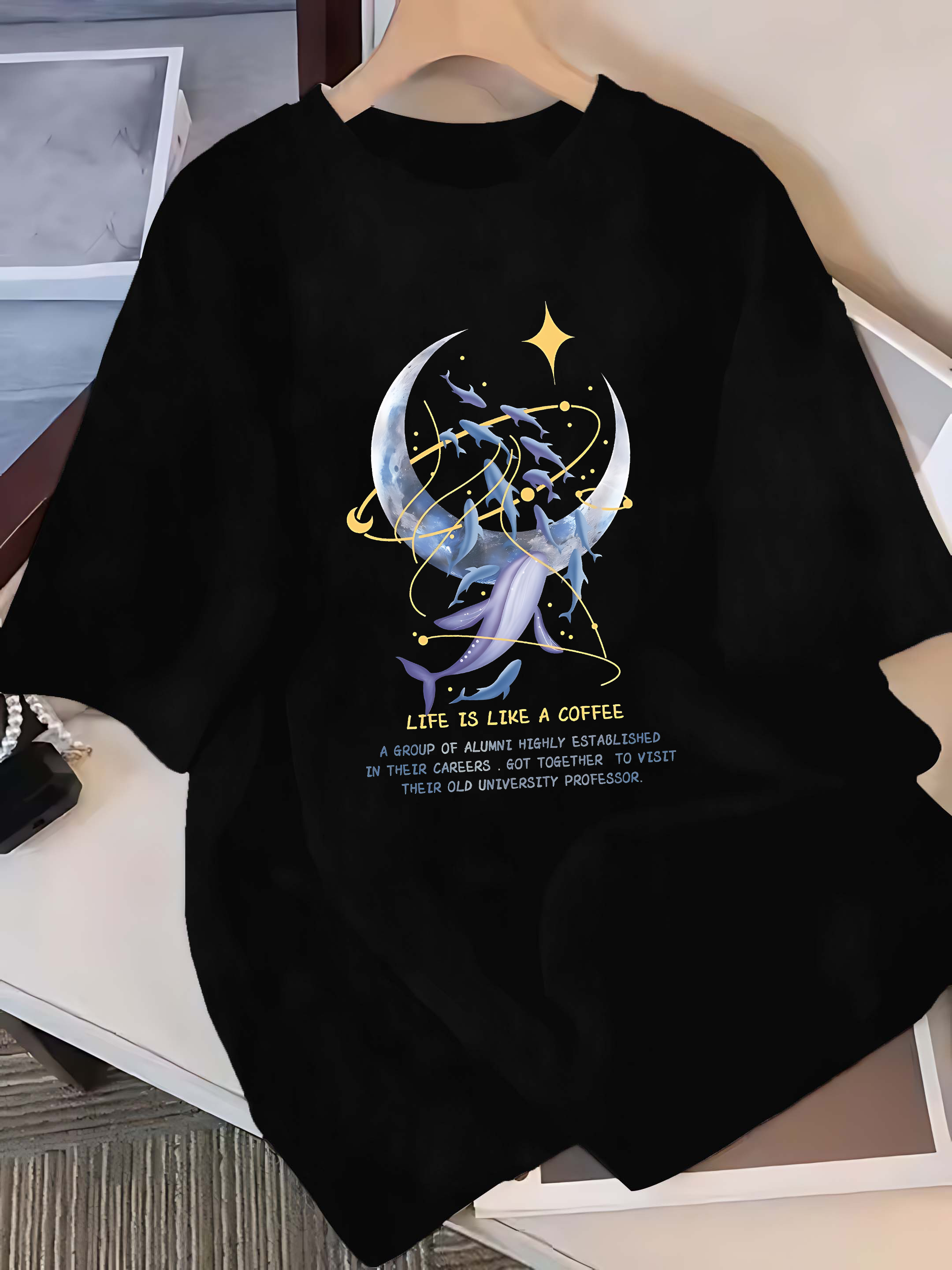 The Image Features A Dreamy Wh - Summer Clothing Images 评论和价格